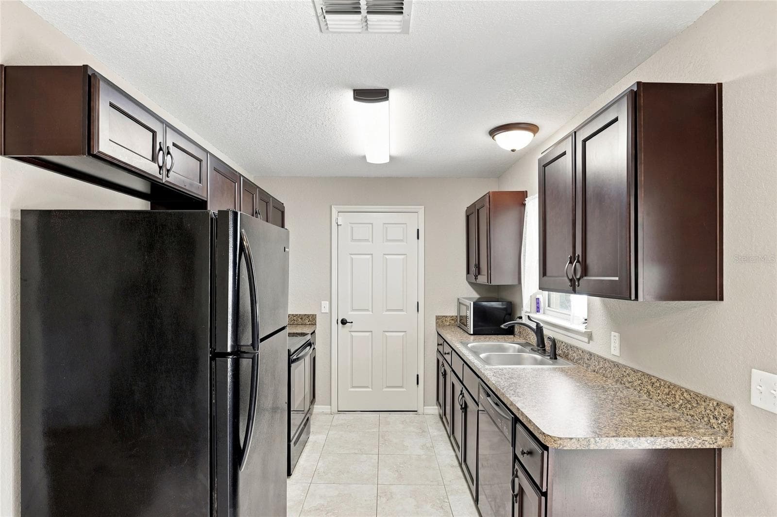 Single Family Residence at 3 PINE TRACK PL, OCALA, photo 31 of 51