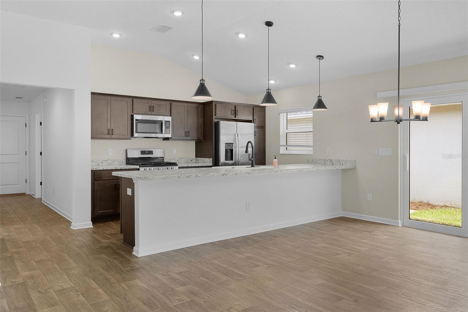 Villa at 3116 MONUMENT WAY, THE VILLAGES, photo 12 of 50