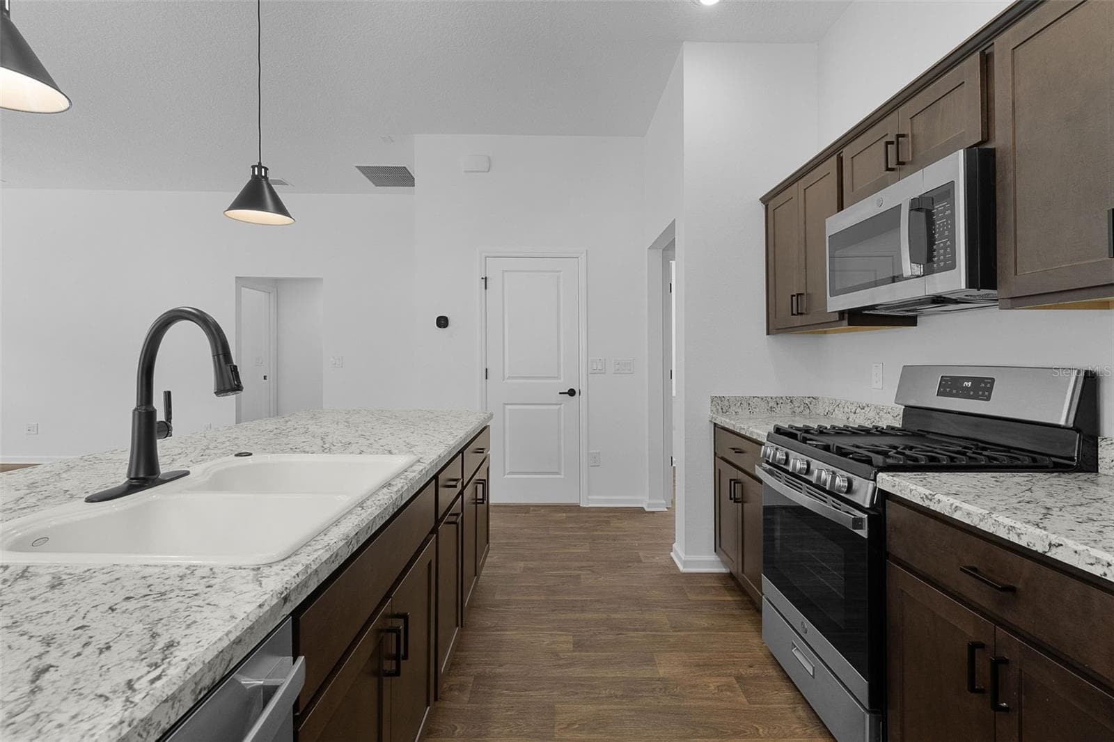 Villa at 3116 MONUMENT WAY, THE VILLAGES, photo 17 of 50
