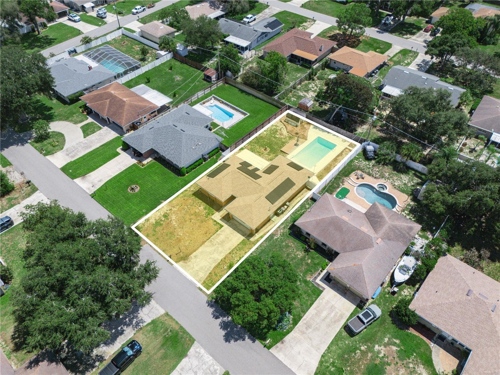 Single Family Residence at 437 BROWARD TER, WINTER HAVEN, photo 27 of 32