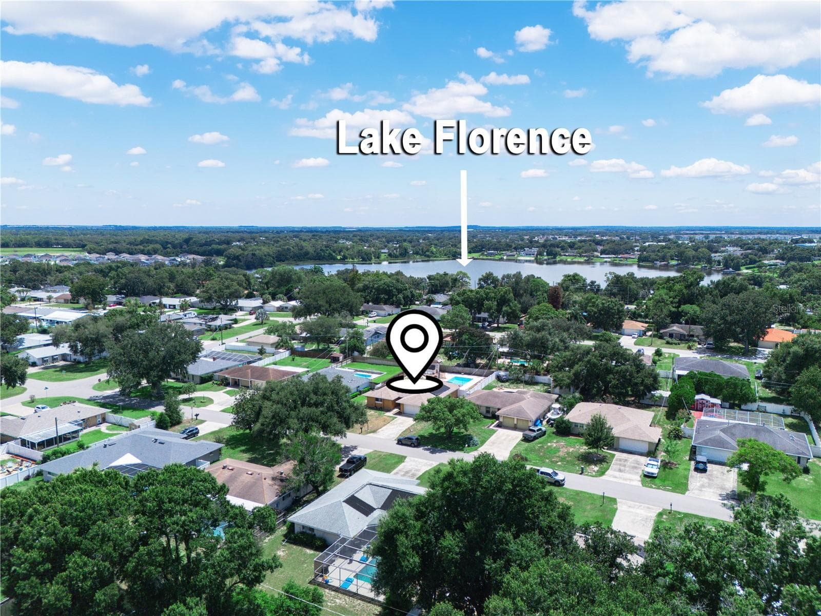 In the middle beautiful of "Lake Country"...bring your boat! NO HOA! - 437 BROWARD TER, WINTER HAVEN