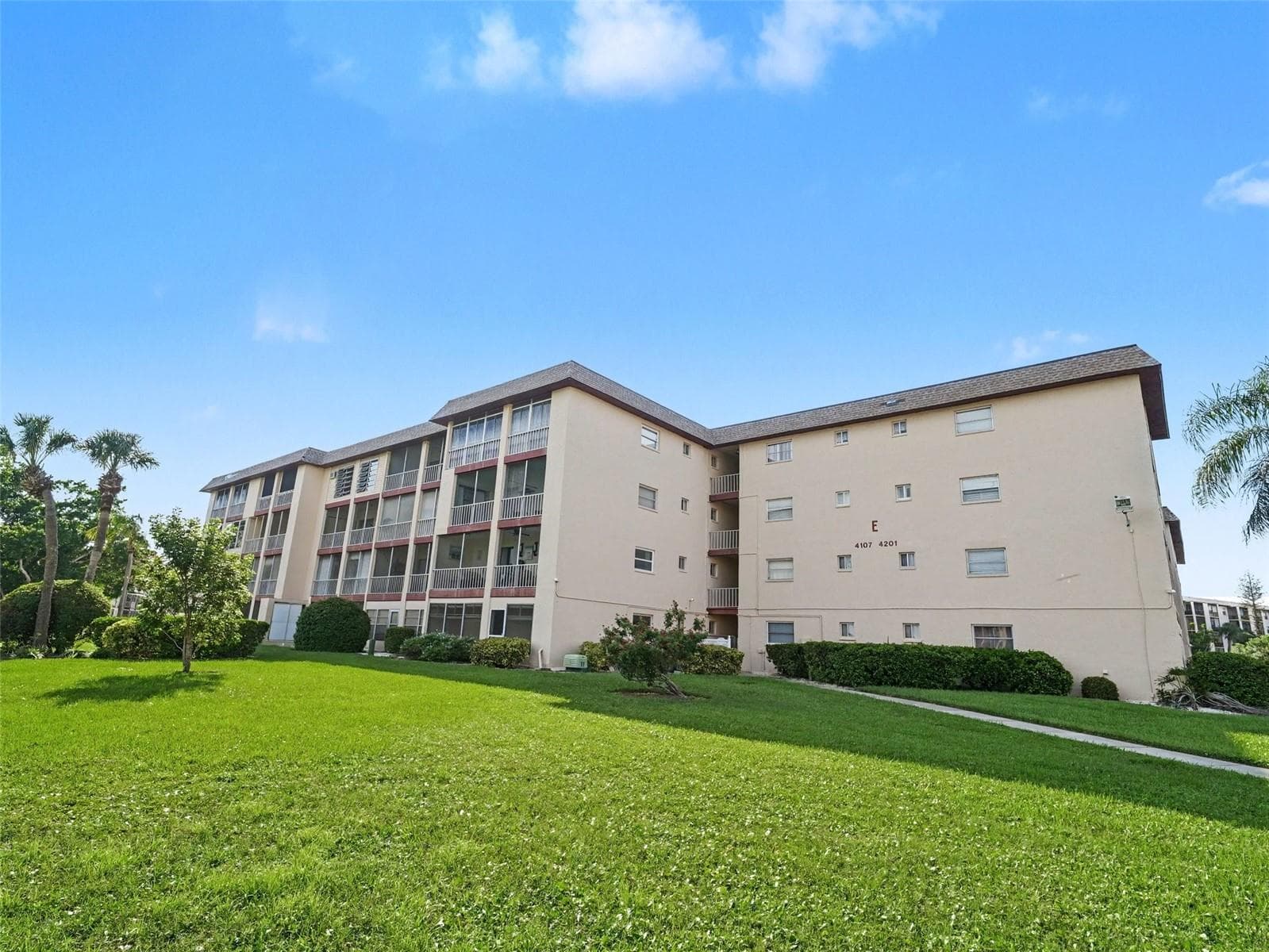 Condominium at 4171 HERON WAY #E309, BRADENTON, photo 26 of 28