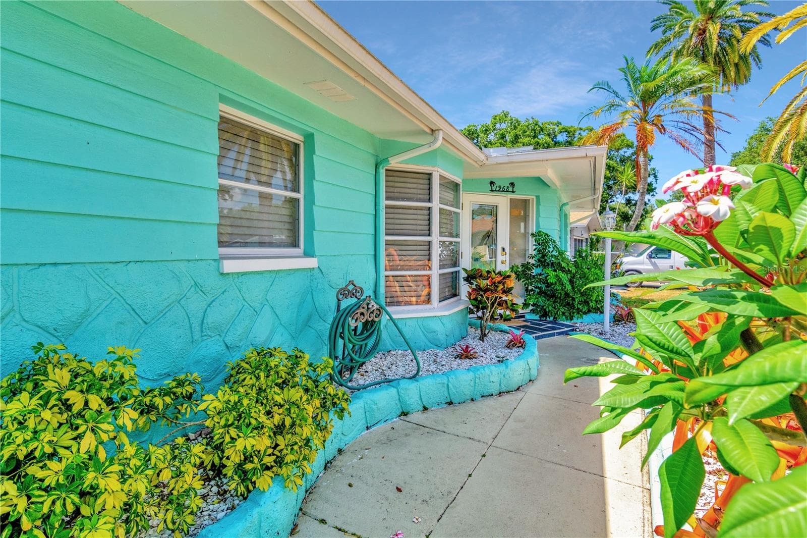 Single Family Residence at 1968 SOUVENIR DR, CLEARWATER, photo 3 of 32