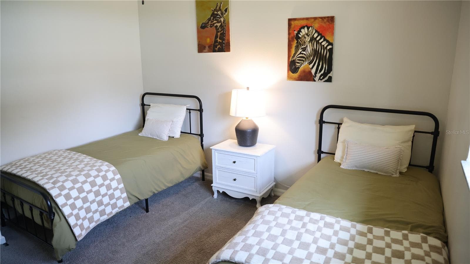 guest room 2 - 2190 SE 39TH ST, OCALA