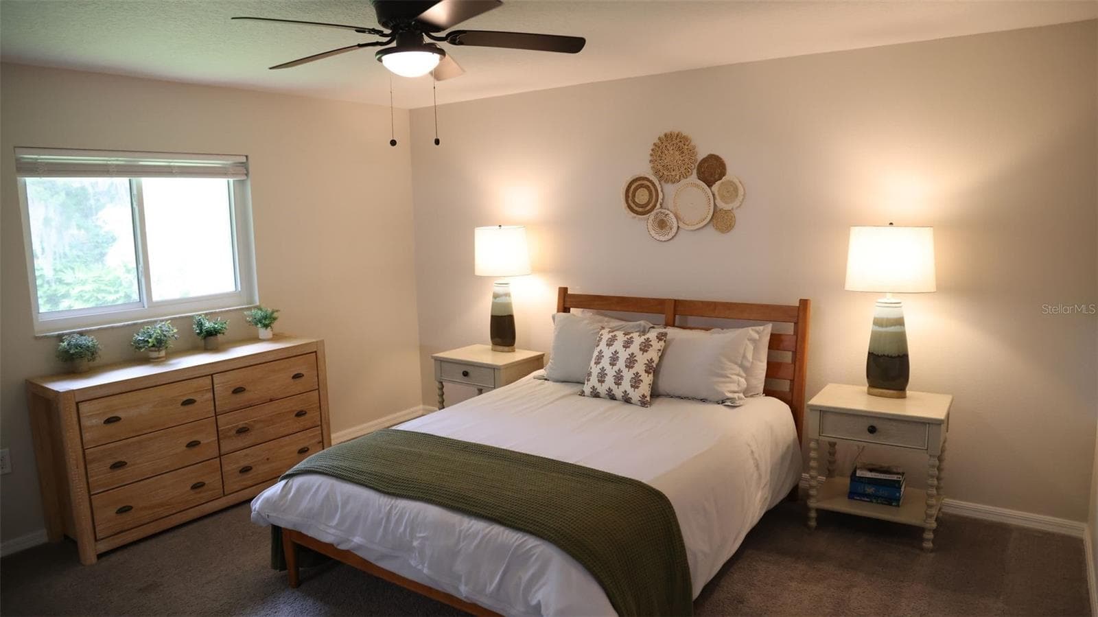 primary bedroom - 2190 SE 39TH ST, OCALA