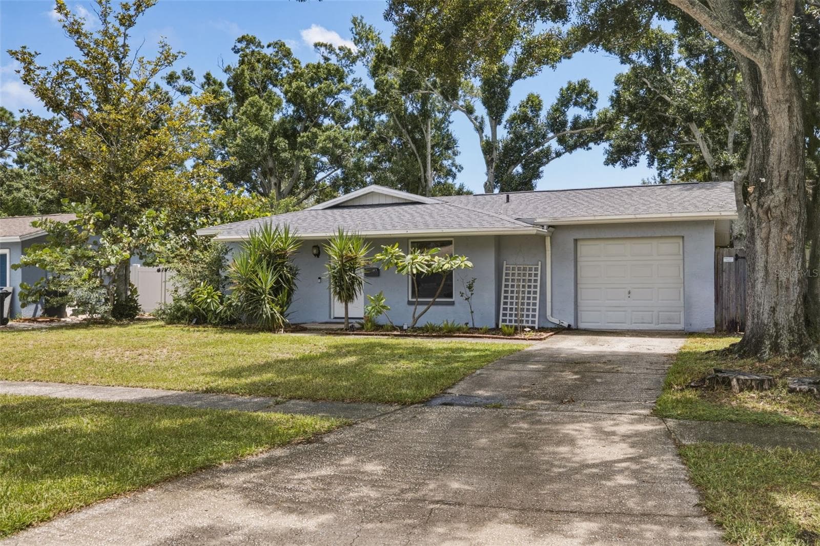 Single Family Residence at 2940 47TH AVE S, ST PETERSBURG, photo 2 of 33