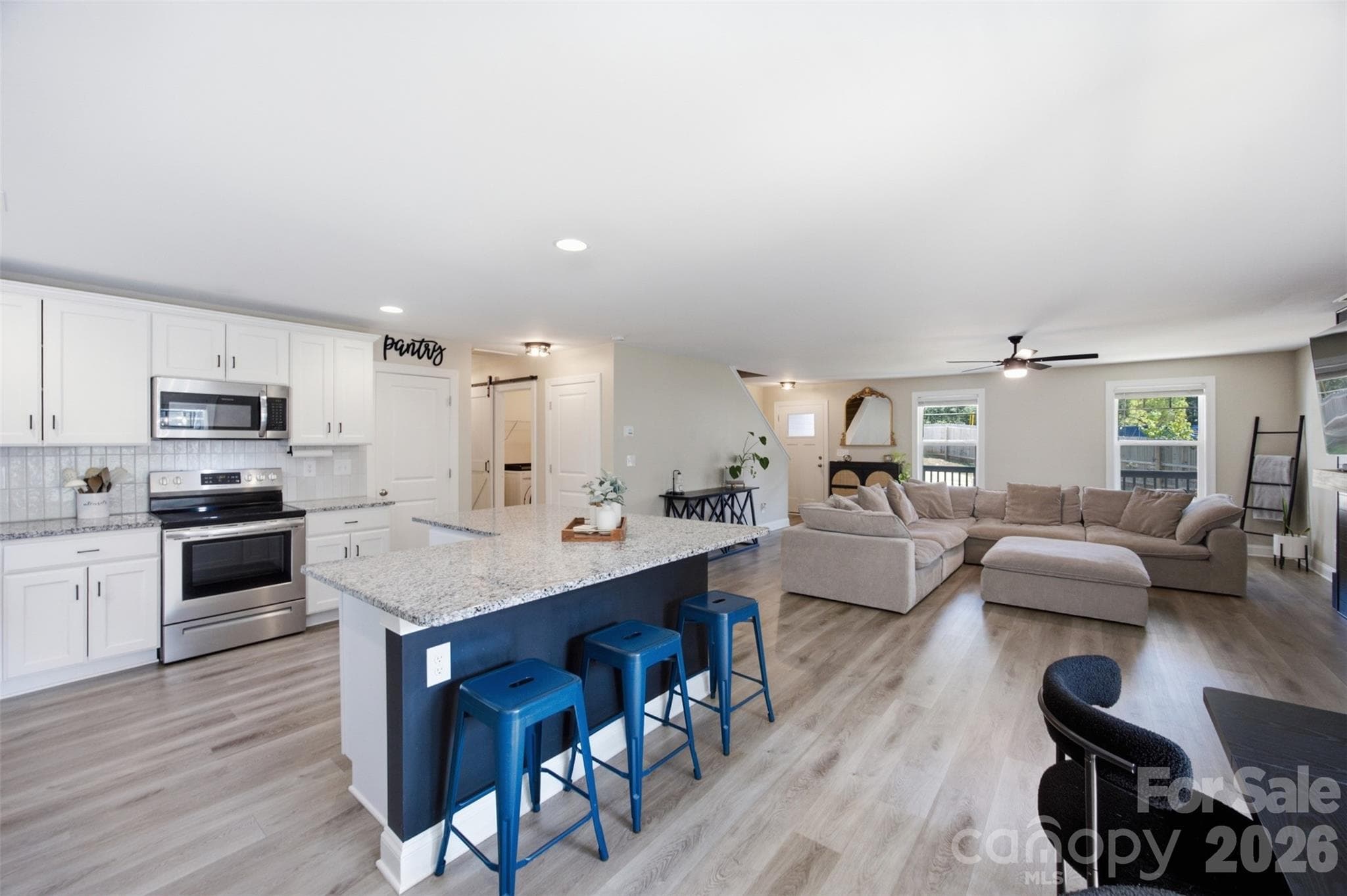 Kitchen - 1382 W Rebound Road, Lancaster