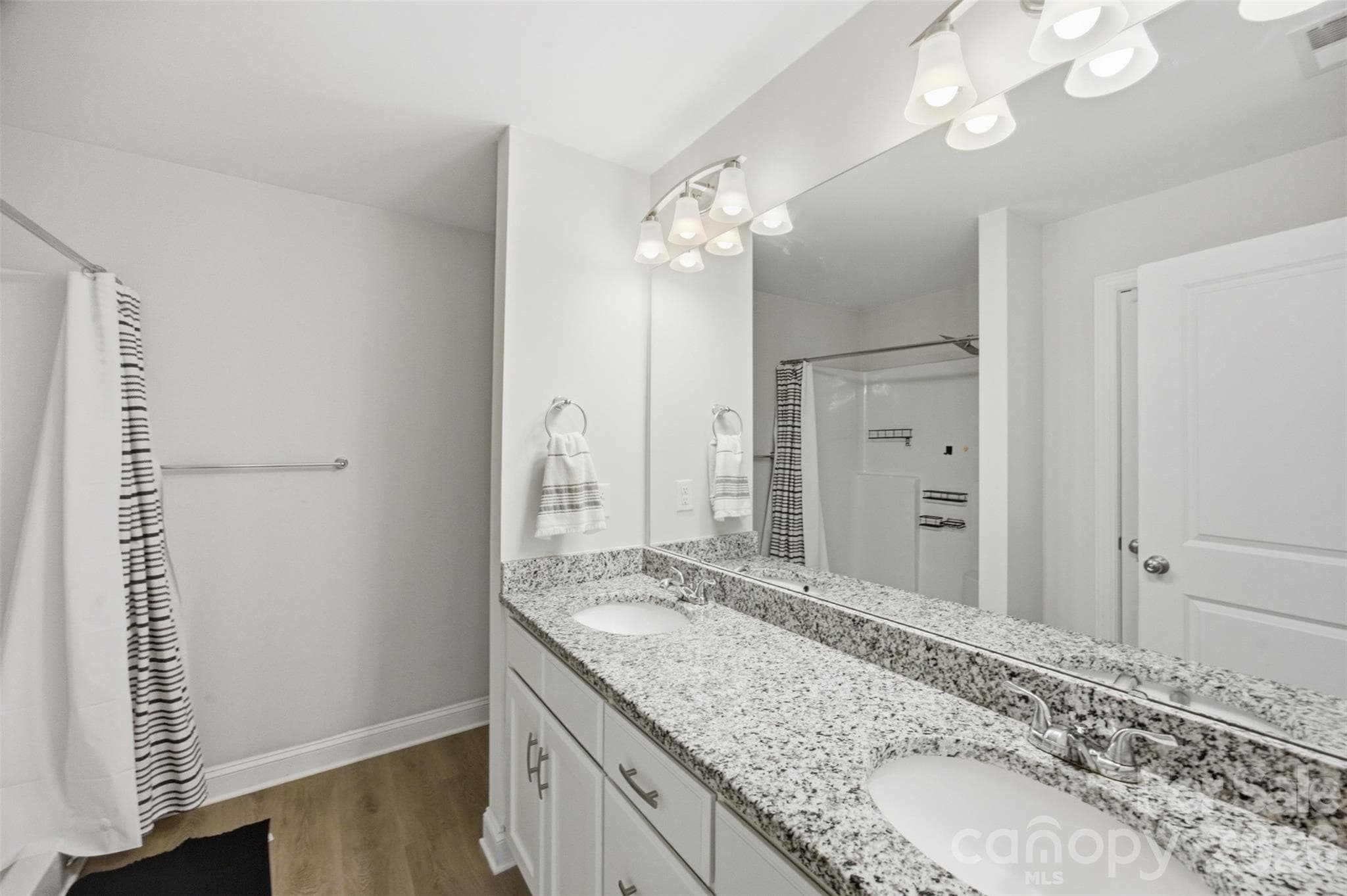 Primary Bathroom - 1382 W Rebound Road, Lancaster