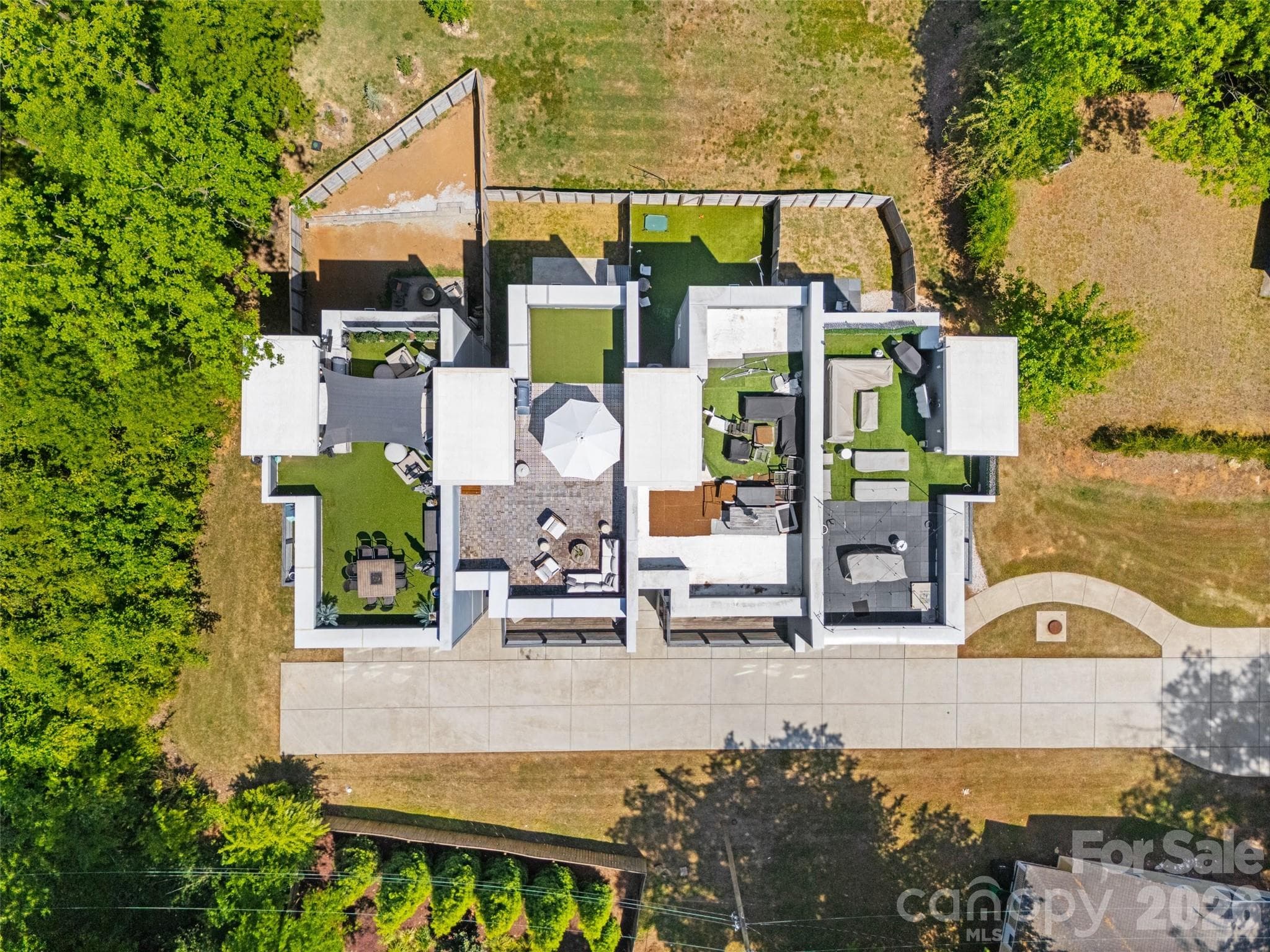 Boutique community of just four residences - 1633 Duckworth Avenue, Charlotte