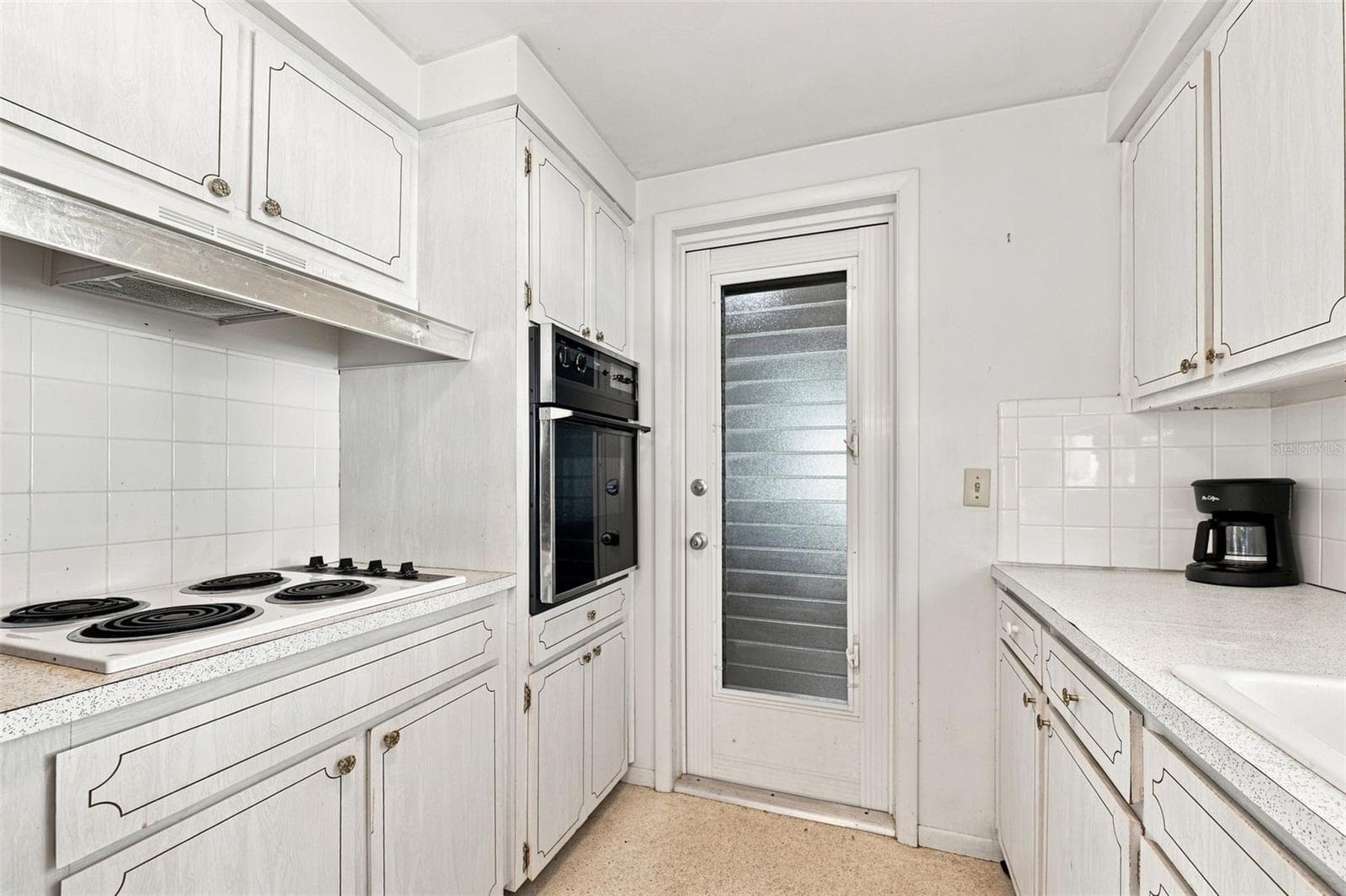 Single Family Residence at 3420 BLAYTON ST, HOLIDAY, photo 18 of 37
