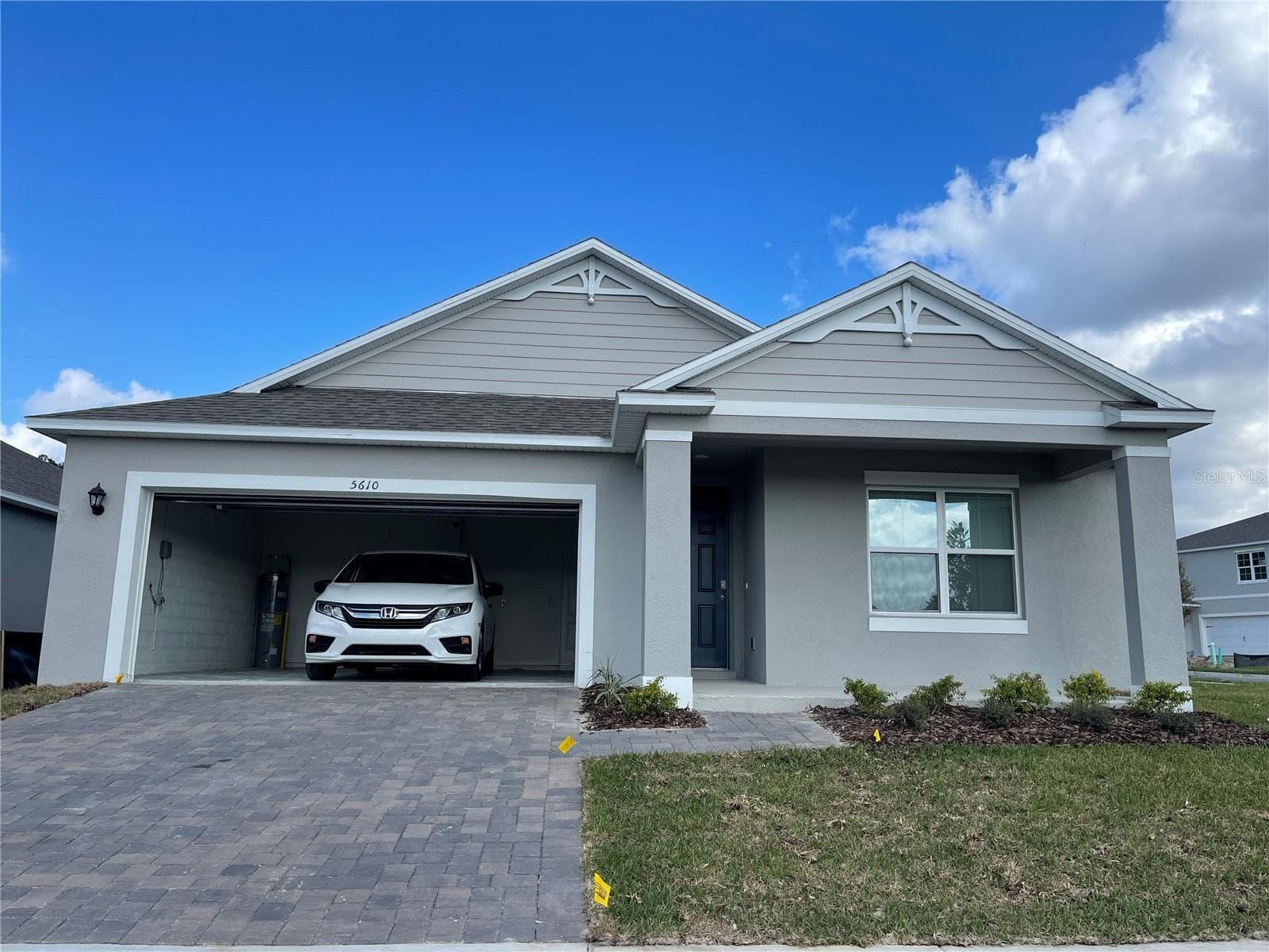 Single Family Residence at 5610 GALLOPING DR, APOPKA, photo 2 of 26