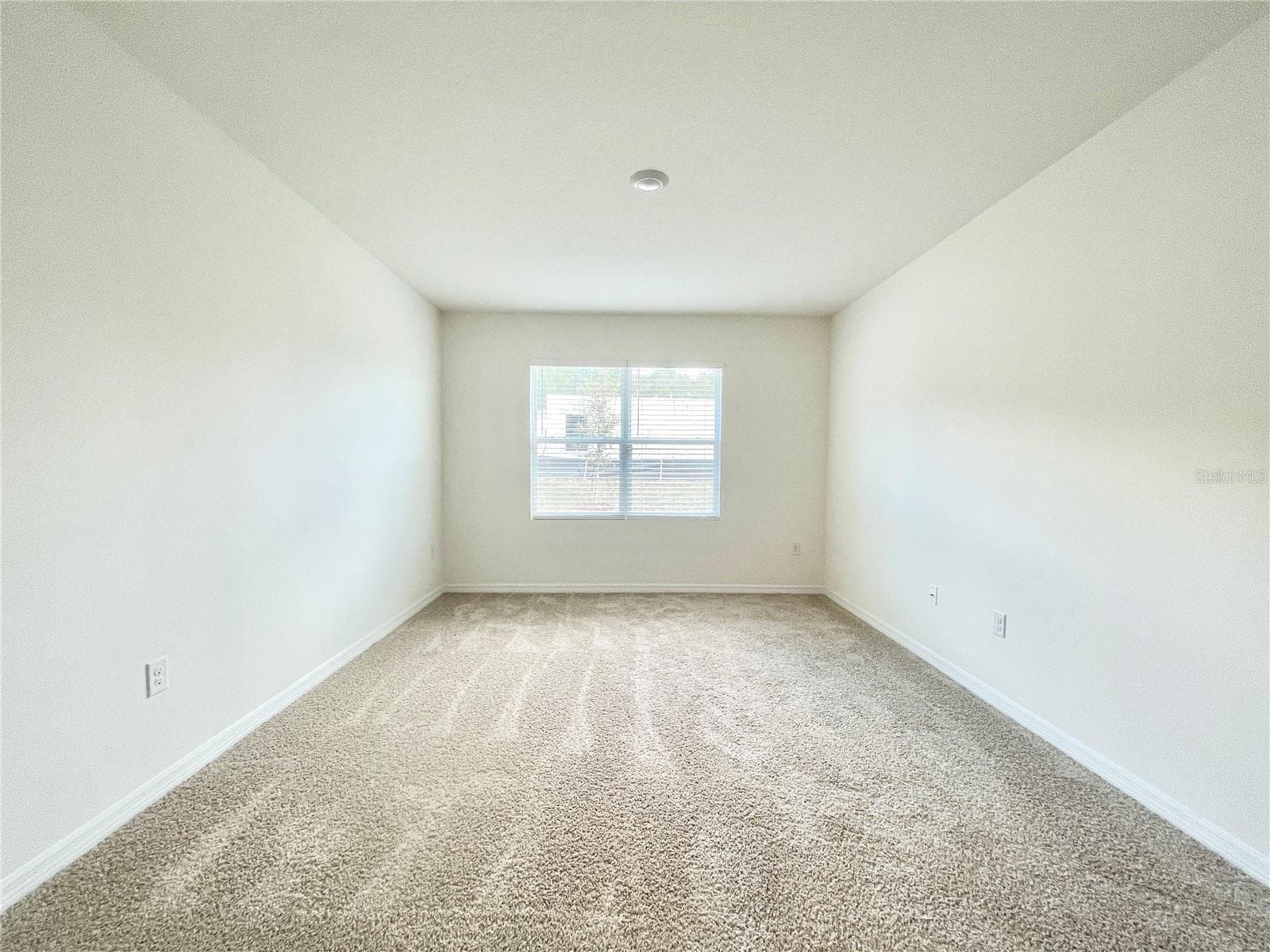 Single Family Residence at 5610 GALLOPING DR, APOPKA, photo 12 of 26