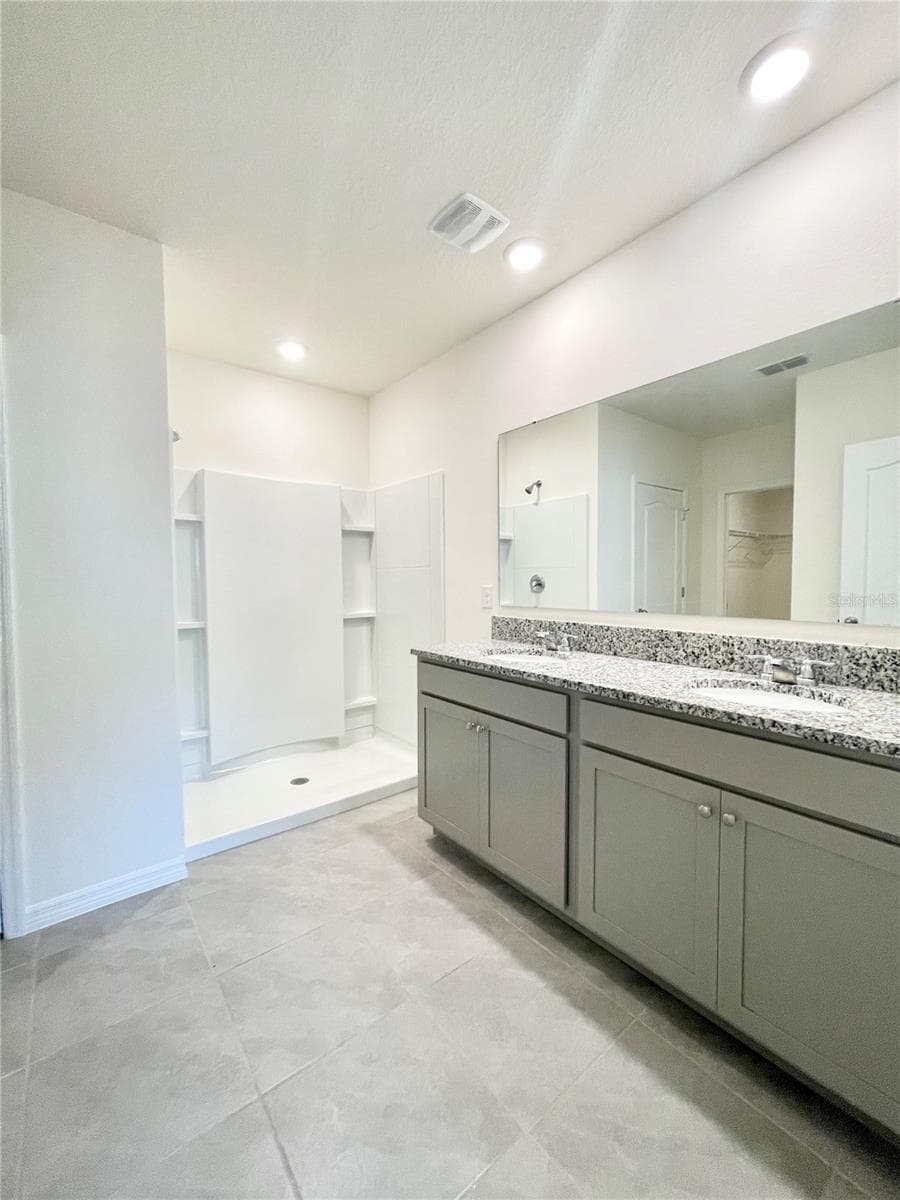 Single Family Residence at 5610 GALLOPING DR, APOPKA, photo 15 of 26