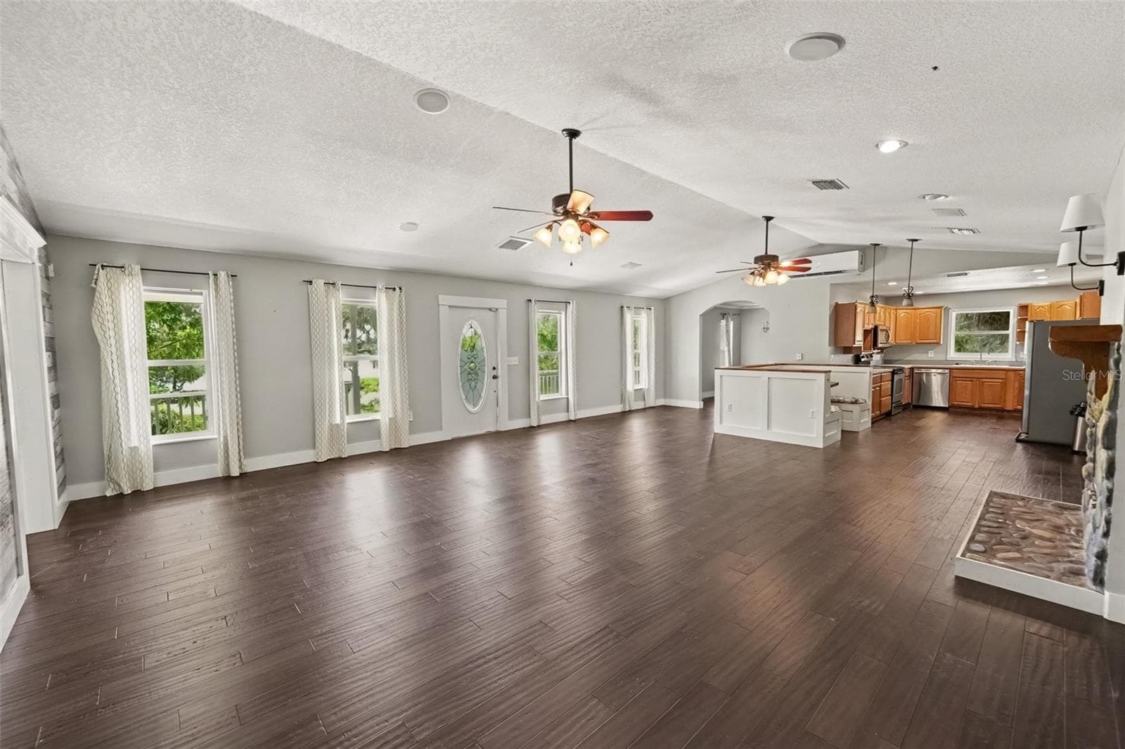 Single Family Residence at 1740 BAYSHORE DR, TERRA CEIA, photo 6 of 31