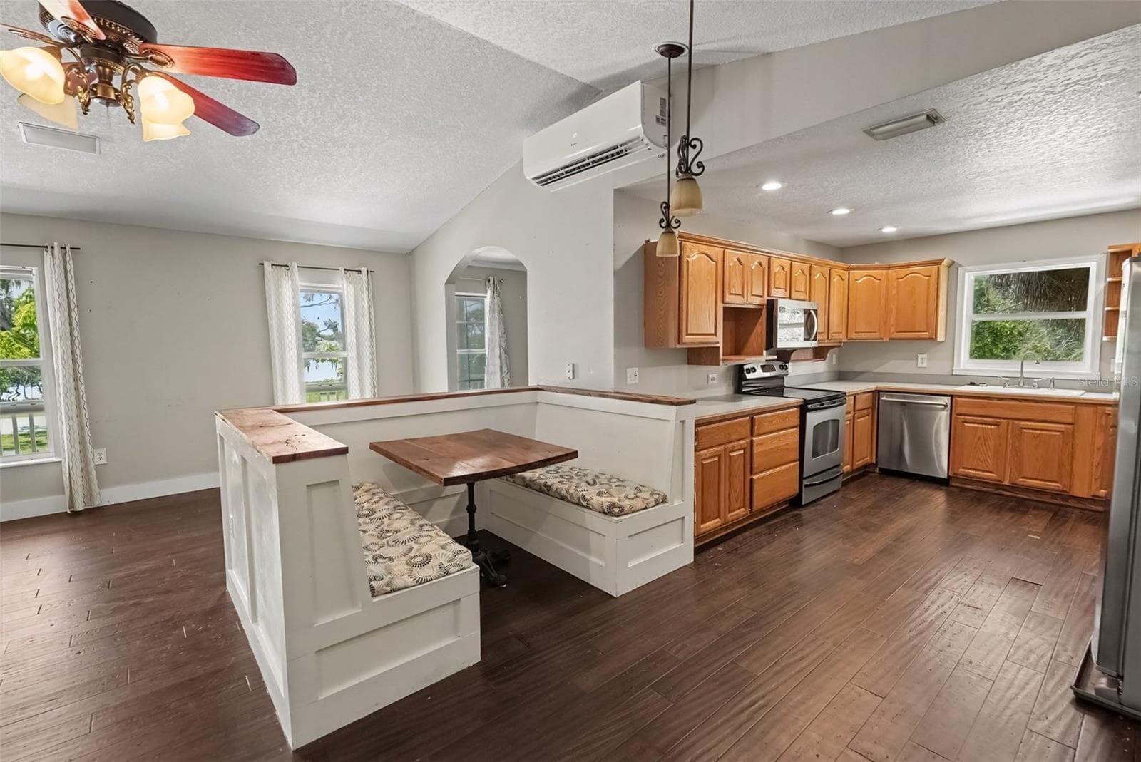 Single Family Residence at 1740 BAYSHORE DR, TERRA CEIA, photo 9 of 31