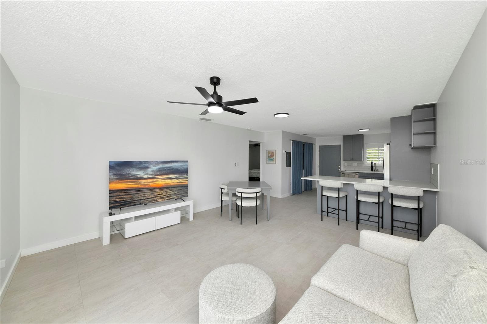Condominium at 729 SAINT JUDES DR S #2, LONGBOAT KEY, photo 7 of 44