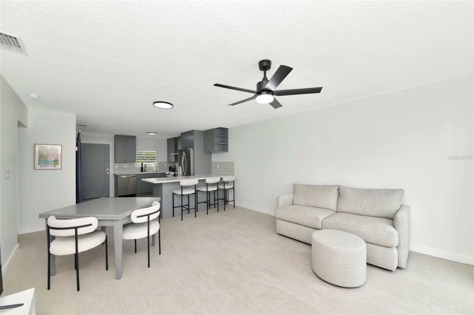 Condominium at 729 SAINT JUDES DR S #2, LONGBOAT KEY, photo 8 of 44