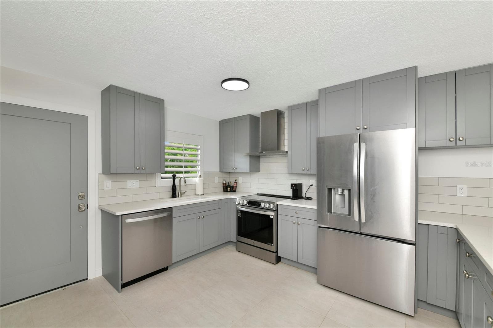 Condominium at 729 SAINT JUDES DR S #2, LONGBOAT KEY, photo 13 of 44