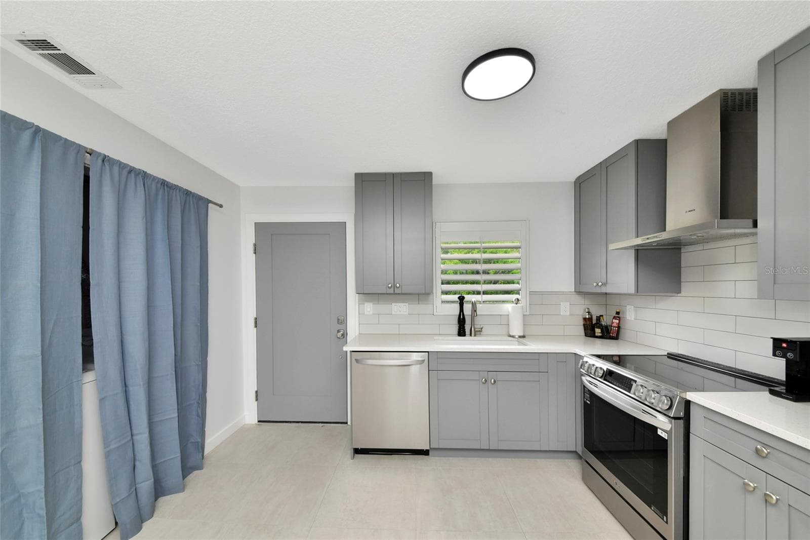 Condominium at 729 SAINT JUDES DR S #2, LONGBOAT KEY, photo 14 of 44