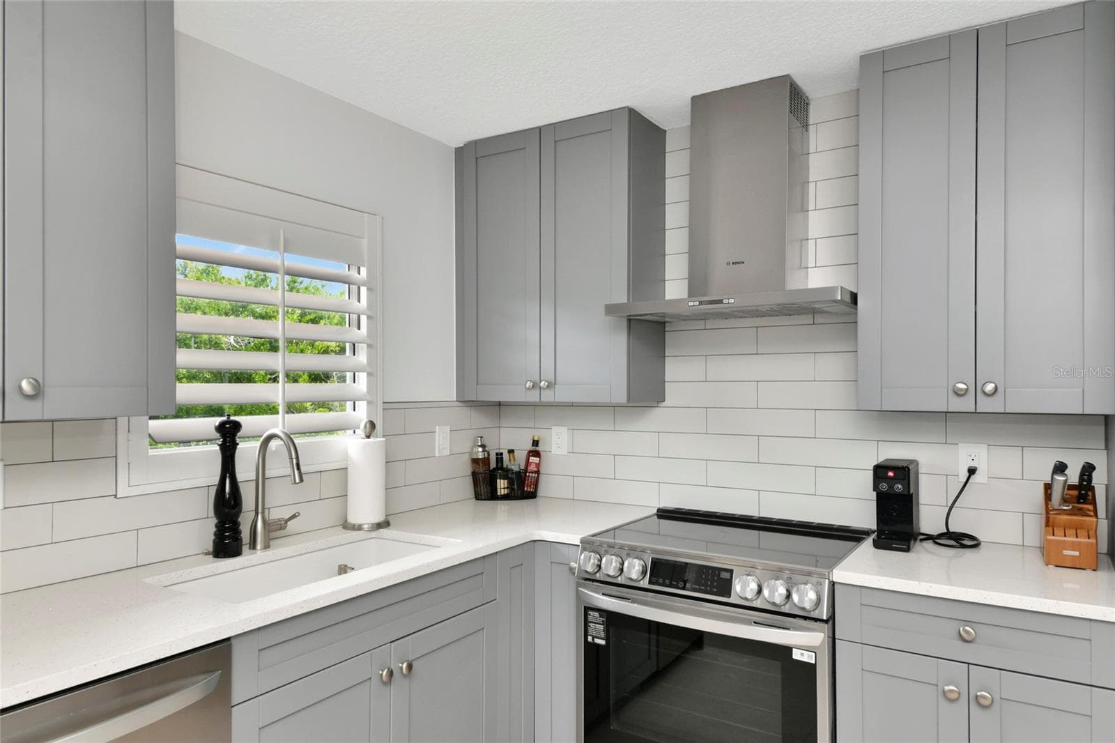 Condominium at 729 SAINT JUDES DR S #2, LONGBOAT KEY, photo 16 of 44