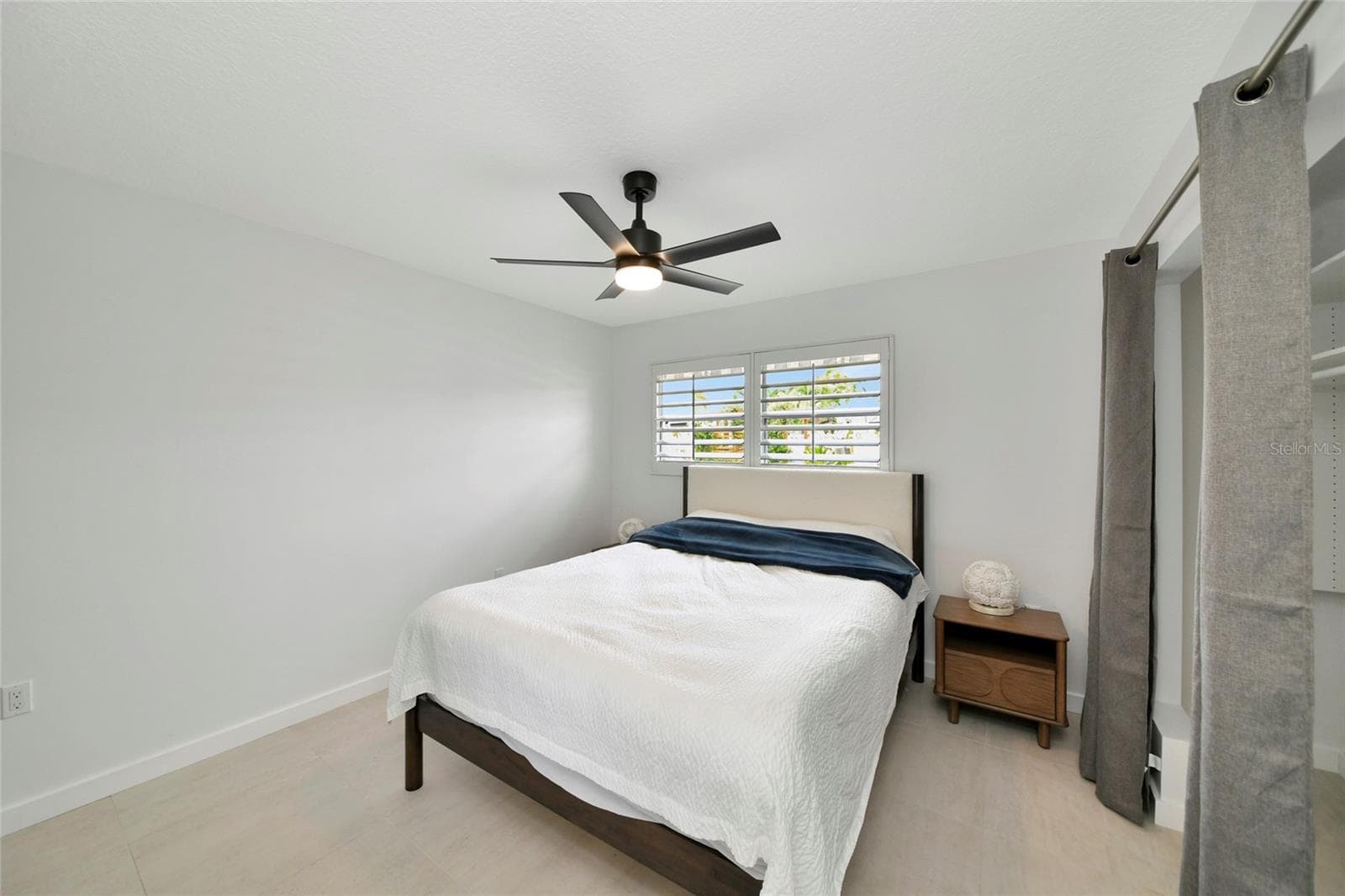 Condominium at 729 SAINT JUDES DR S #2, LONGBOAT KEY, photo 22 of 44