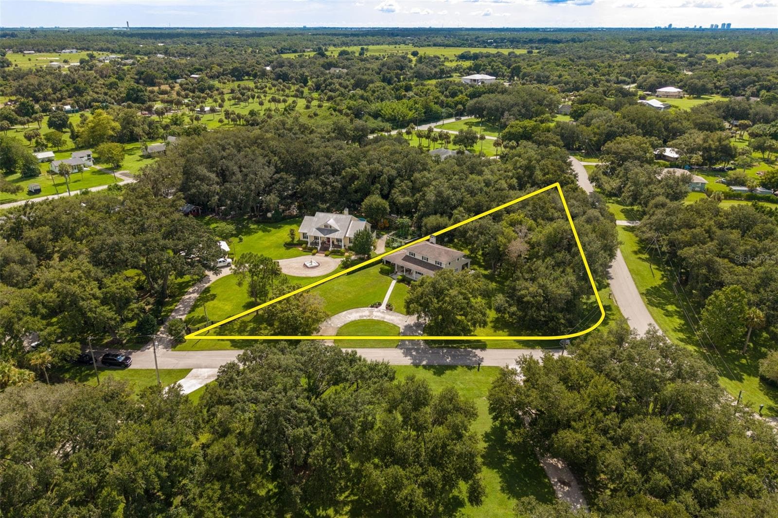 Single Family Residence at 4691 LONG LAKE DR, FORT MYERS, photo 2 of 50