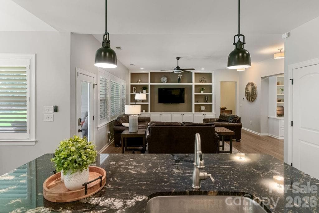 Single Family Residence at 378 Broadleaf Drive, Denver, photo 13 of 42