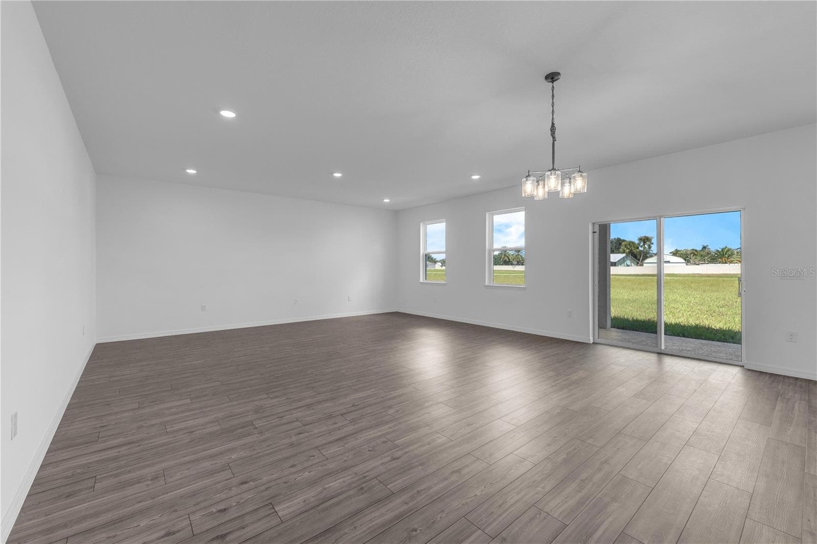 Single Family Residence at 3936 TRIPLE CROWN LOOP, SANFORD, photo 3 of 36