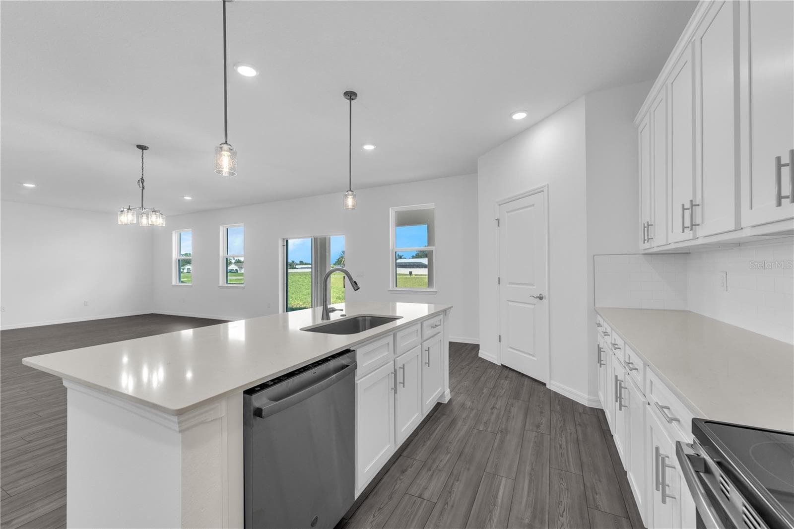 Single Family Residence at 3936 TRIPLE CROWN LOOP, SANFORD, photo 13 of 36