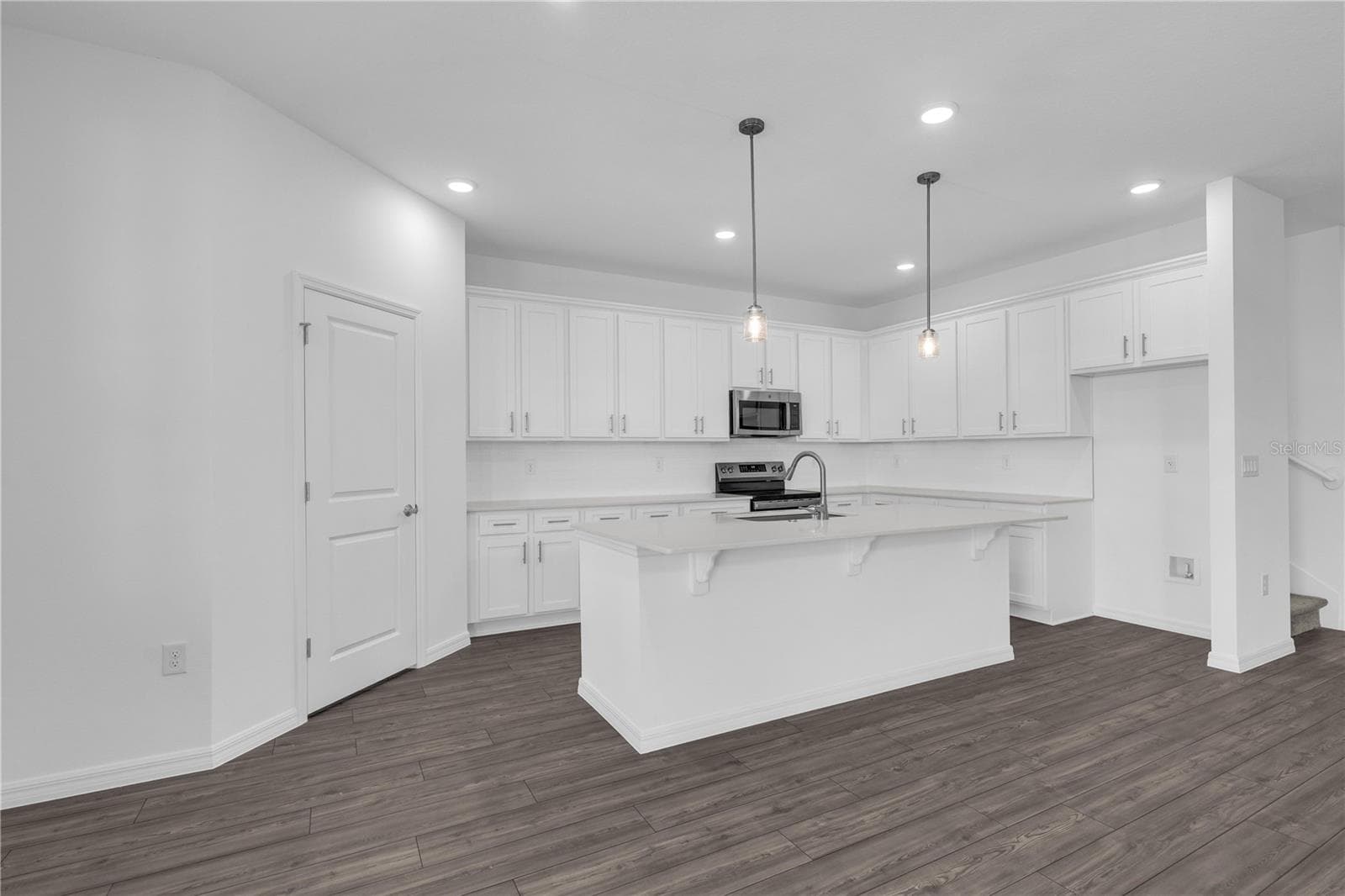 Single Family Residence at 3936 TRIPLE CROWN LOOP, SANFORD, photo 14 of 36