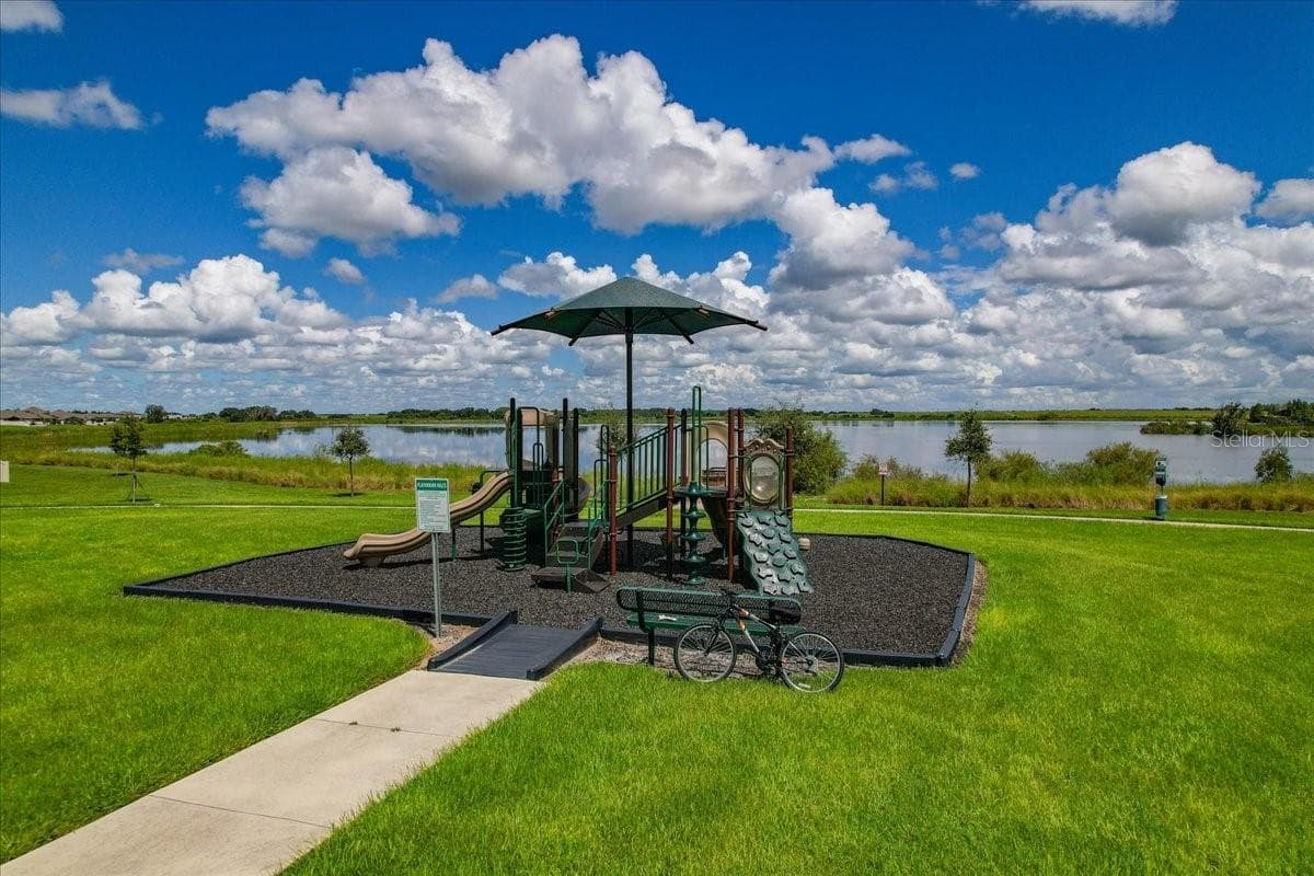Community playground - 1113 GRIFFON AVE, LAKE ALFRED
