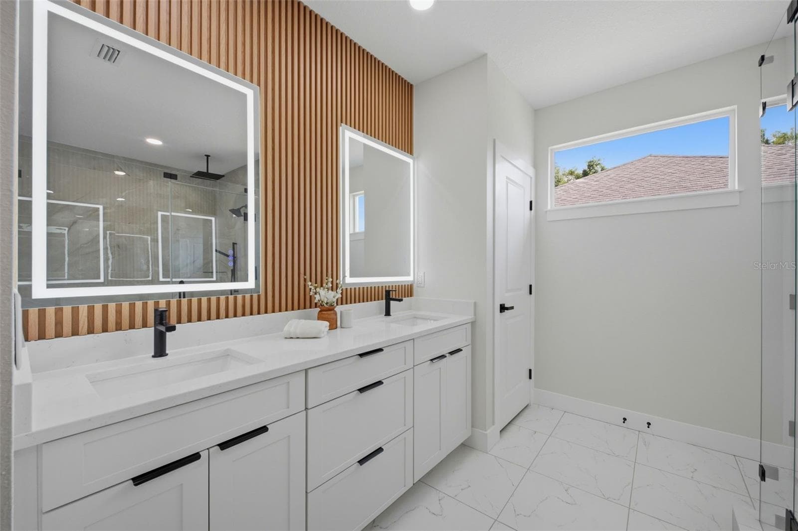 Master Bathroom - 6805 S ELEMETA ST, TAMPA