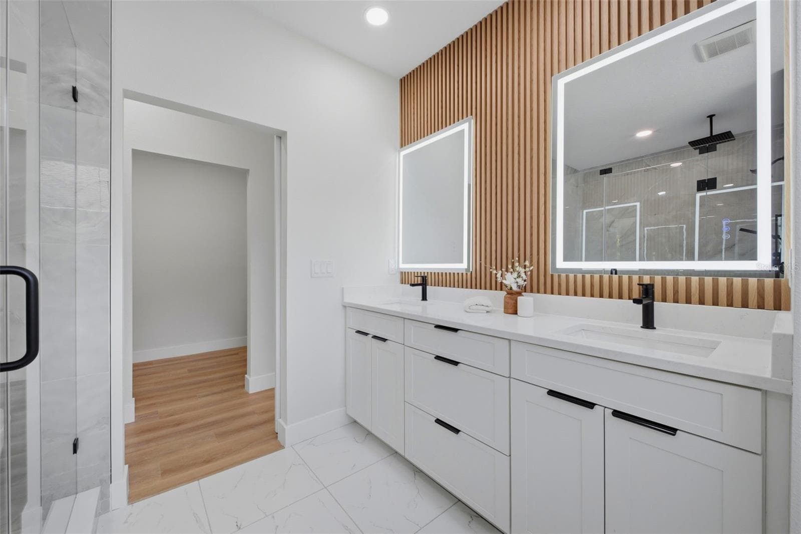 Master Bath - 6805 S ELEMETA ST, TAMPA