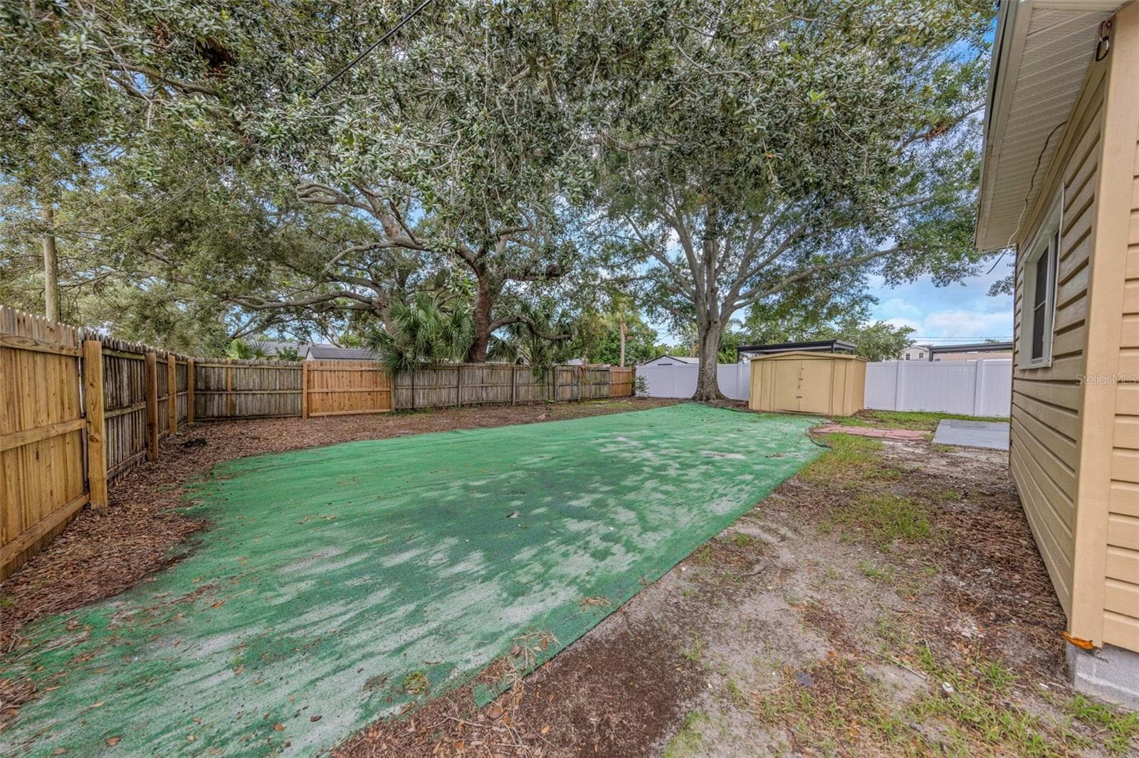 Rear Yard - 282 NE 40TH AVE NE, ST PETERSBURG