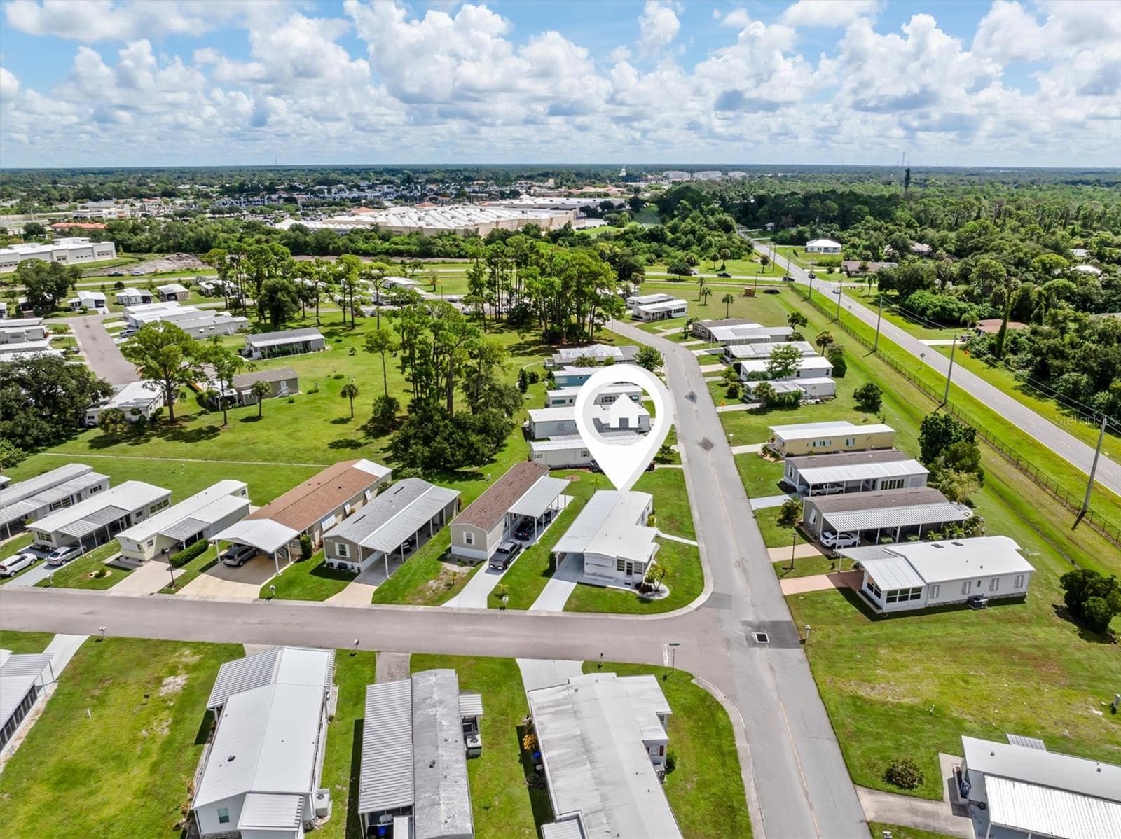 Mobile Home at 6704 HOEMI CT, NORTH PORT, photo 2 of 44