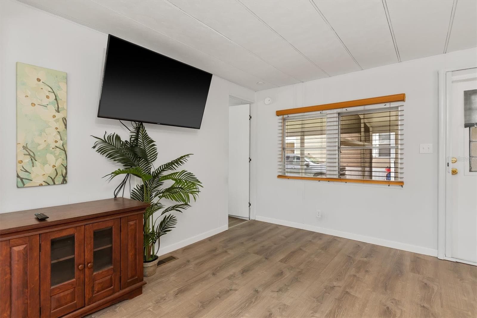 Mobile Home at 6704 HOEMI CT, NORTH PORT, photo 9 of 44