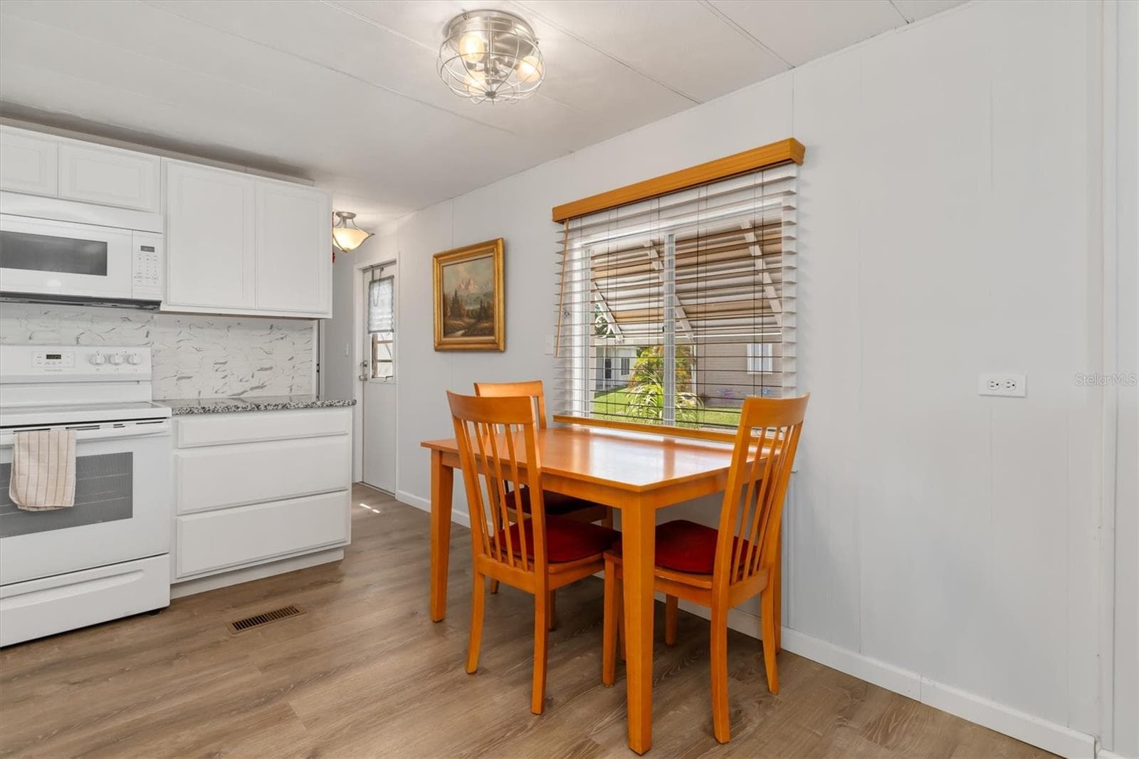 Mobile Home at 6704 HOEMI CT, NORTH PORT, photo 11 of 44