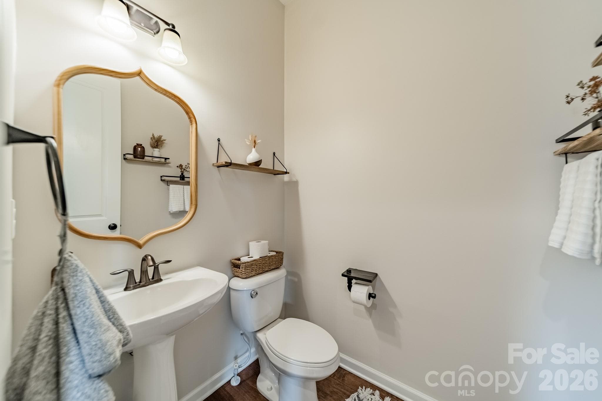 Single Family Residence at 317 Holdsworth Drive, Mount Holly, photo 17 of 48