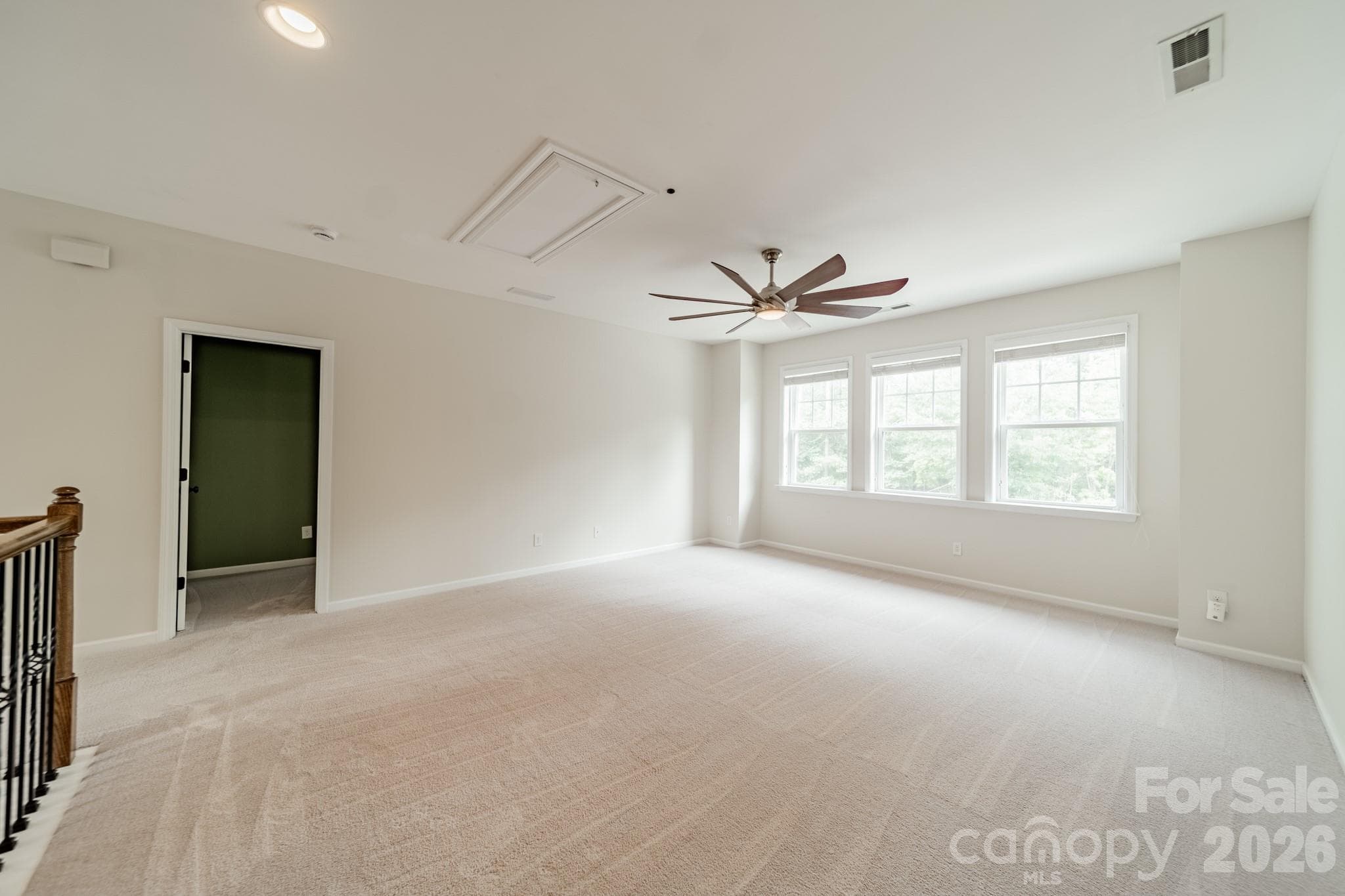 Single Family Residence at 317 Holdsworth Drive, Mount Holly, photo 31 of 48