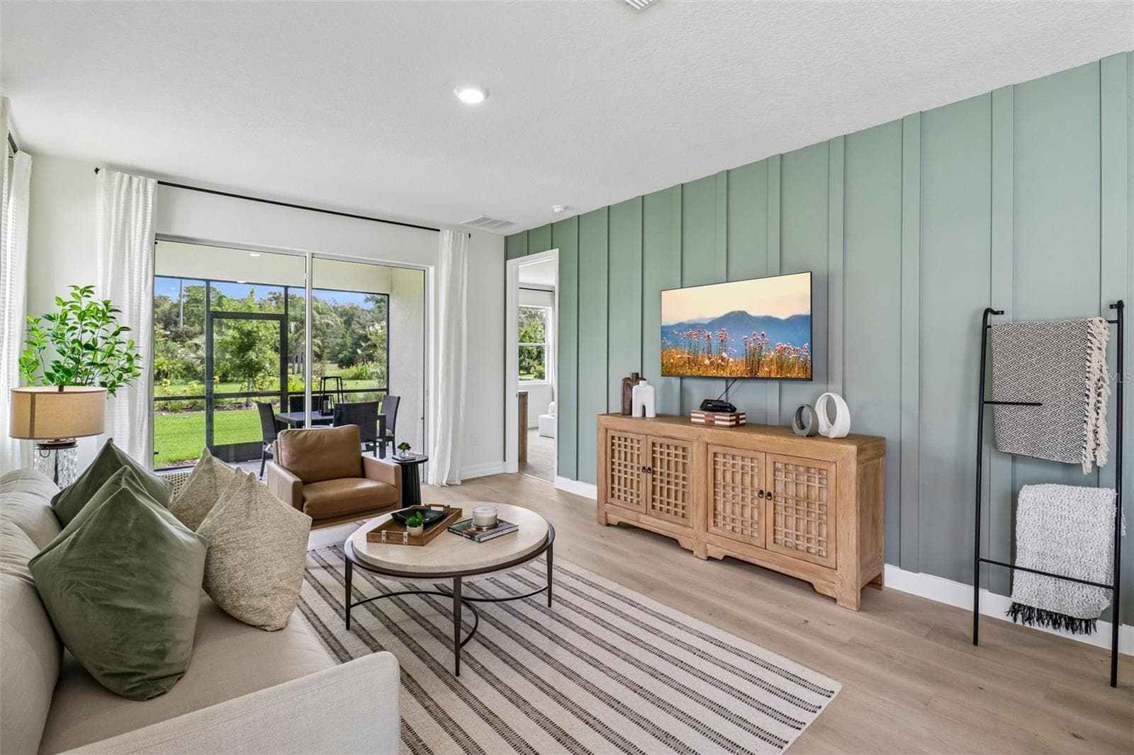 Single Family Residence at 3945 KENNEBUNK LOOP, MOUNT DORA, photo 6 of 25