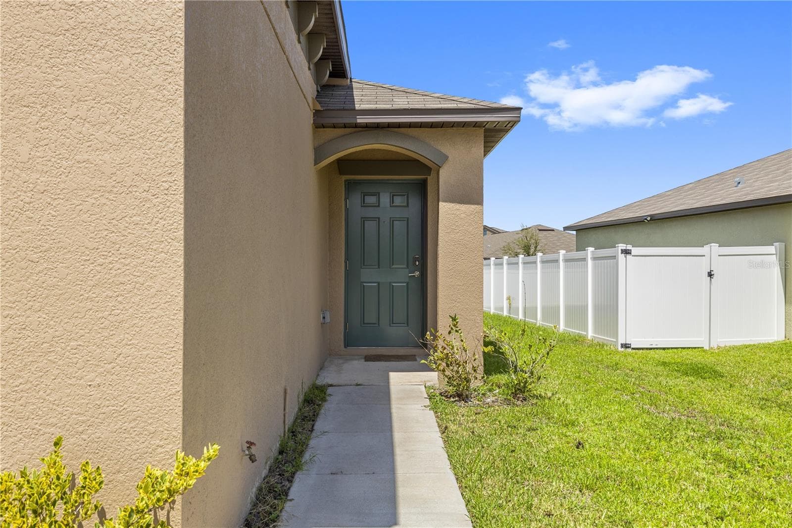 Single Family Residence at 4357 FABULOUS FINCH LN, BARTOW, photo 8 of 58