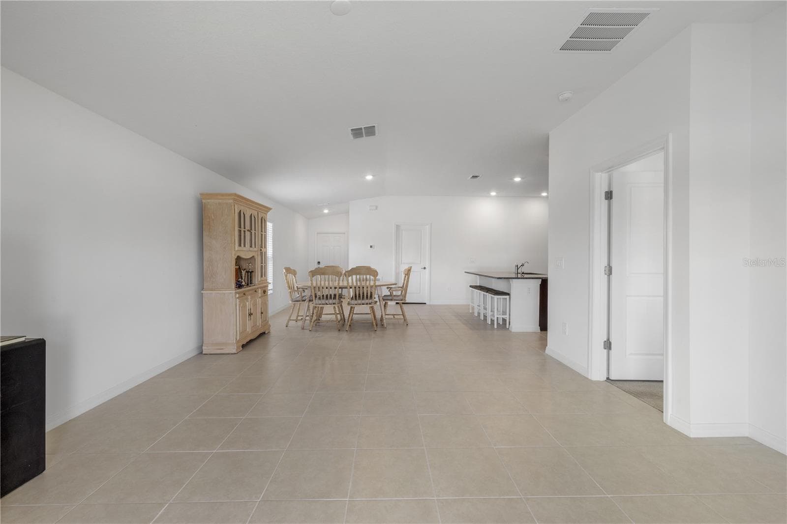 Single Family Residence at 4357 FABULOUS FINCH LN, BARTOW, photo 11 of 58