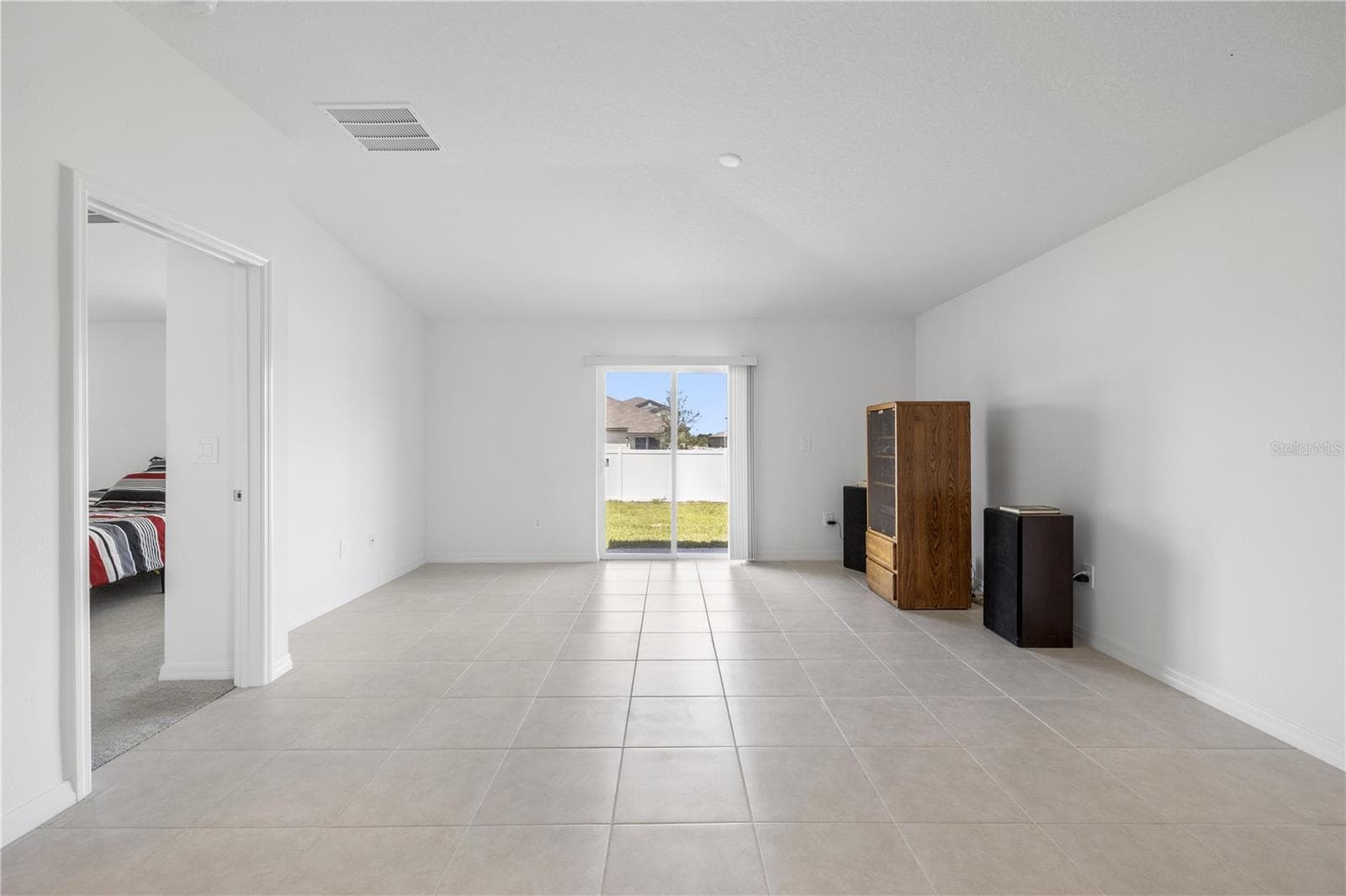 Single Family Residence at 4357 FABULOUS FINCH LN, BARTOW, photo 13 of 58