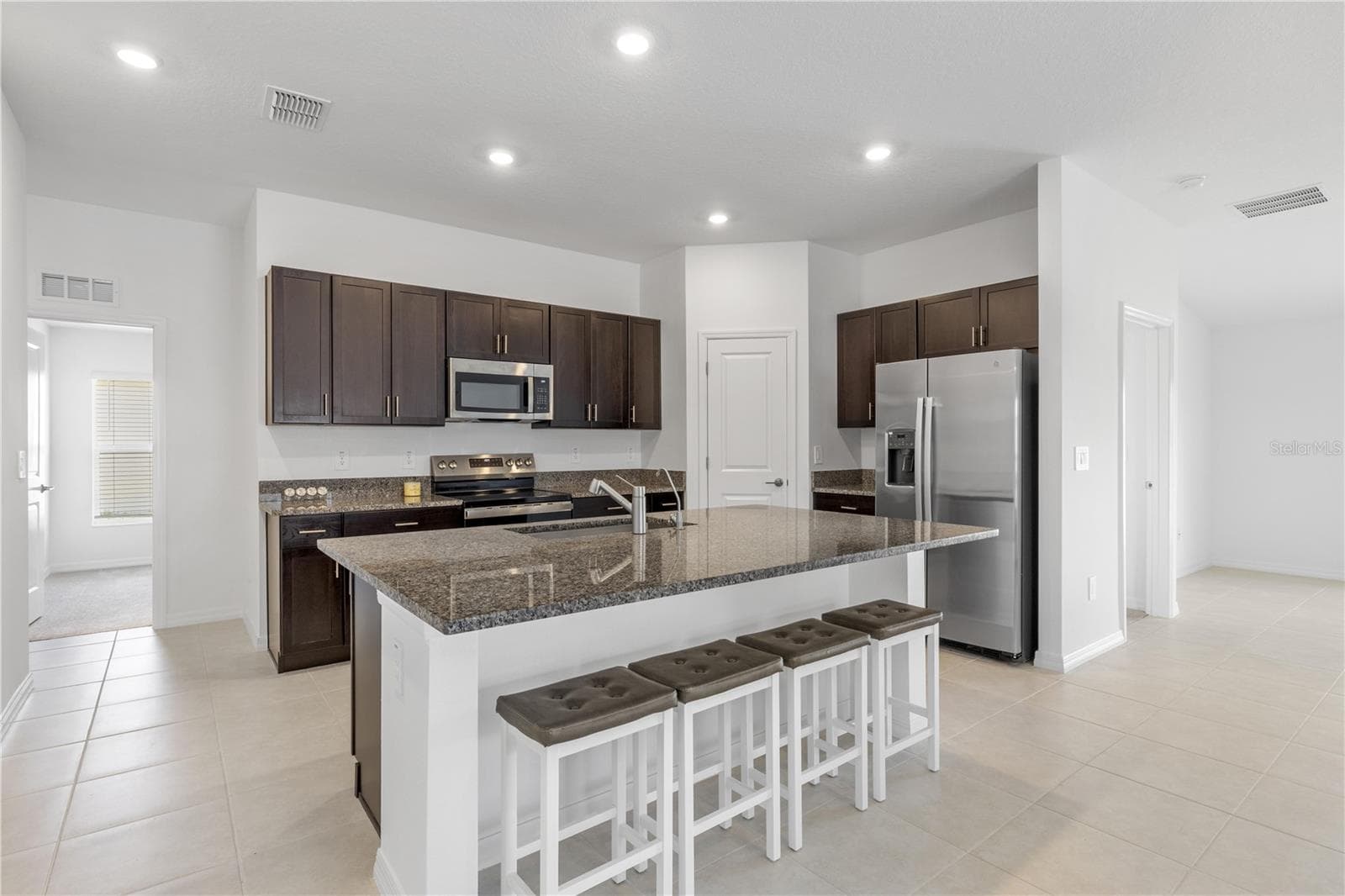 Single Family Residence at 4357 FABULOUS FINCH LN, BARTOW, photo 24 of 58