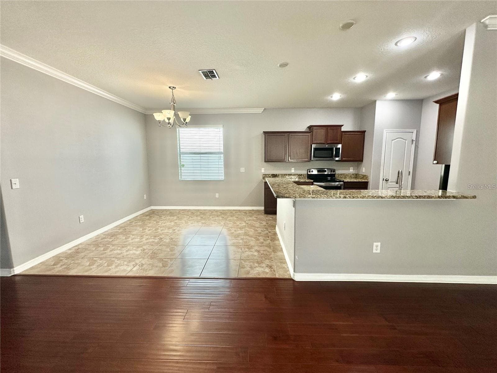 Single Family Residence at 1607 ACADIA HARBOR PL, BRANDON, photo 17 of 35