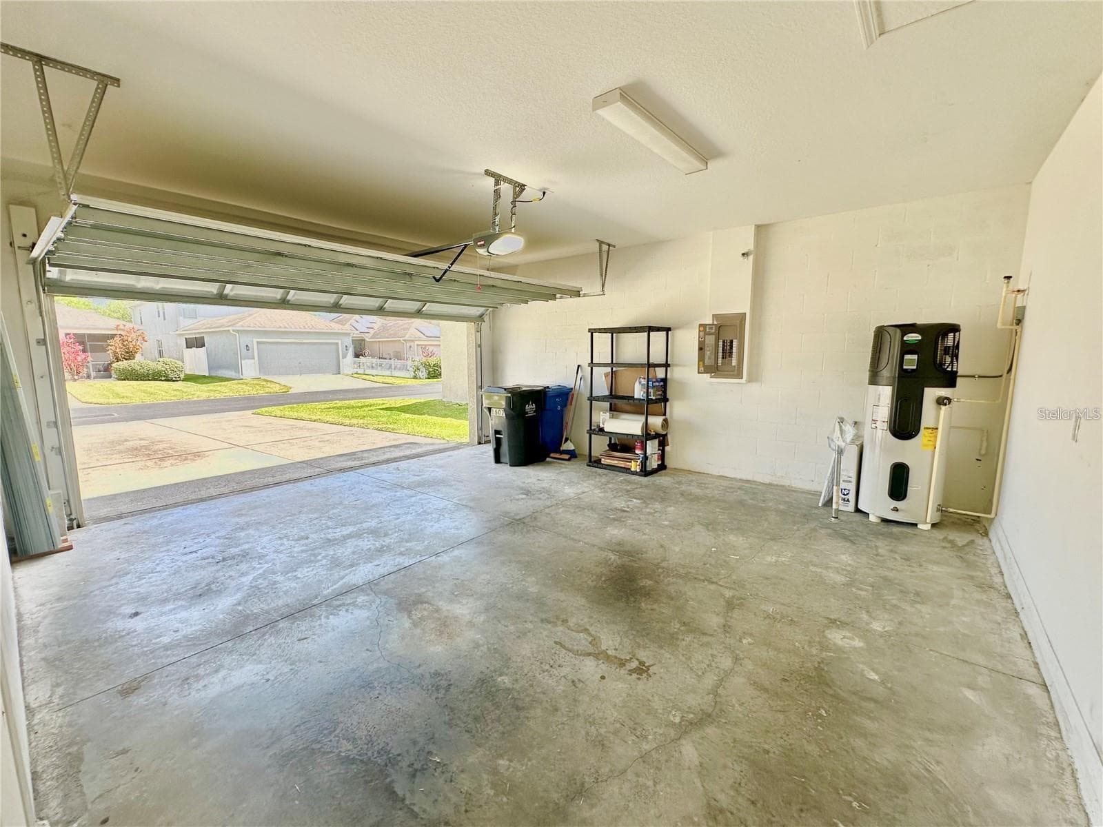 Single Family Residence at 1607 ACADIA HARBOR PL, BRANDON, photo 31 of 35