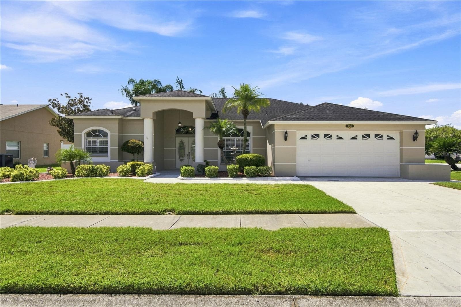 8704 CYPRESS LAKES BLVD