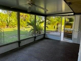 Single Family Residence at 7506 SPINNAKER BLVD, ENGLEWOOD, photo 13 of 17
