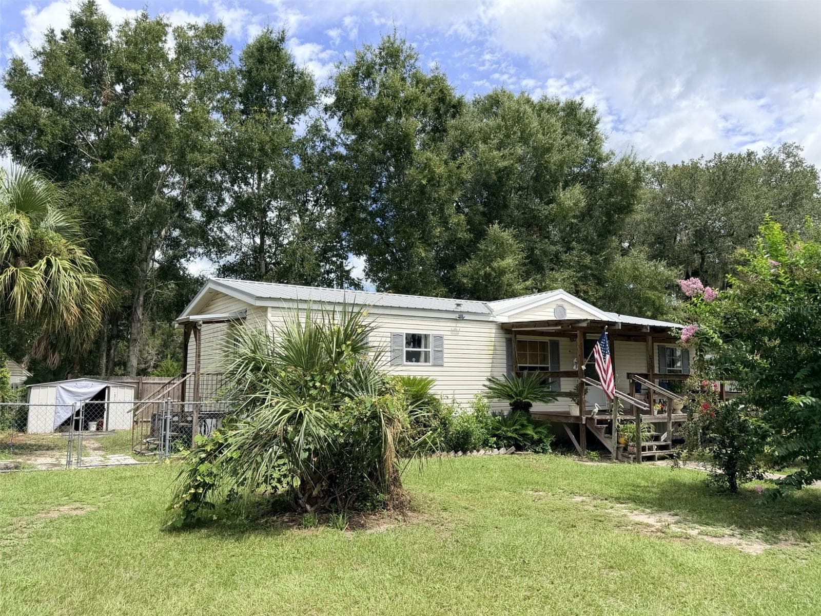 Manufactured Home at 230 E RODGERS BLVD, CHIEFLAND, photo 16 of 20