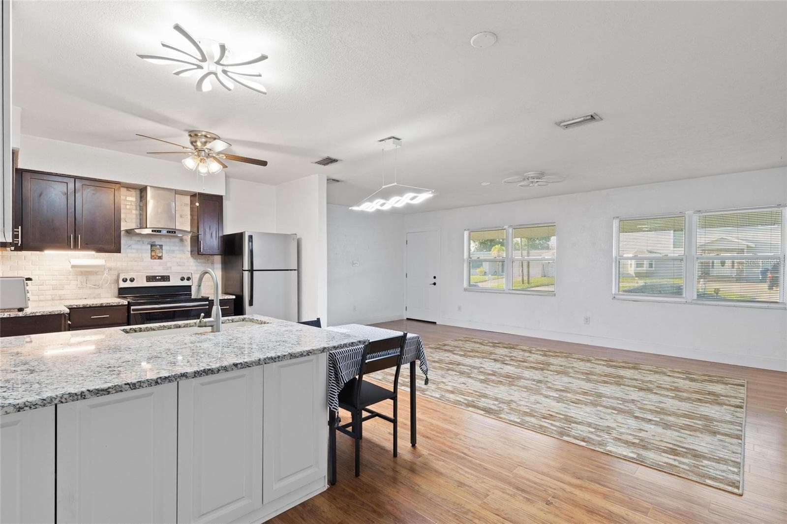 Single Family Residence at 10811 VALENCIA TER, SEMINOLE, photo 6 of 24